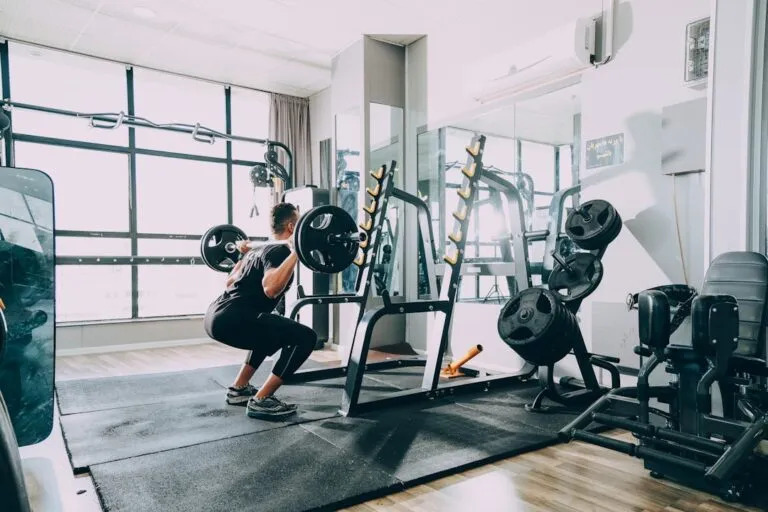 Cele mai bune exerciții pentru întărirea musculaturii picioarelor Photo Leg press