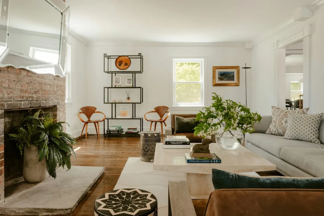 Photo decorate house with personal meaningful objects